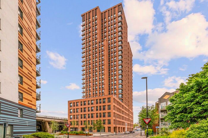 2 Bedroom Flat To Rent In Kindred House, Scarbrook Road, Croydon, CR0