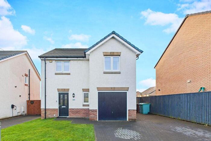 3 Bedroom Detached House For Sale In Carmuirs Drive, Motherwell, ML1