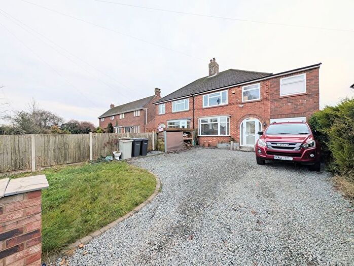 4 Bedroom Semi Detached House For Sale In Legbourne Road, Louth, LN11