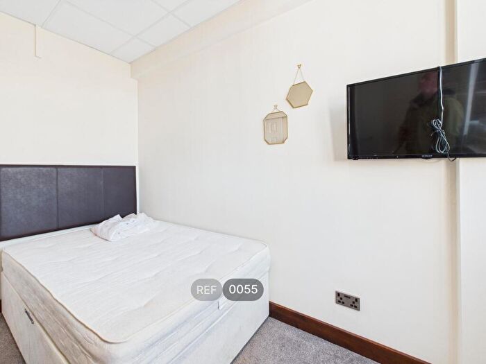 1 Bedroom Hotel Room To Rent In Anchor House, Anlaby Road, HU3