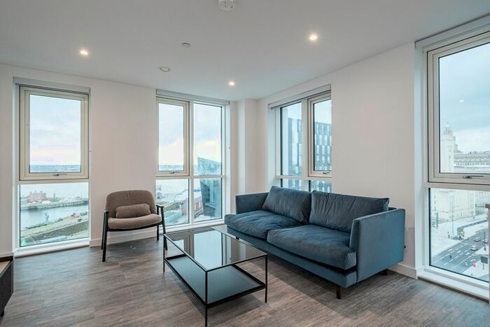 3 Bedroom Flat To Rent In Strand Street, Liverpool, L1