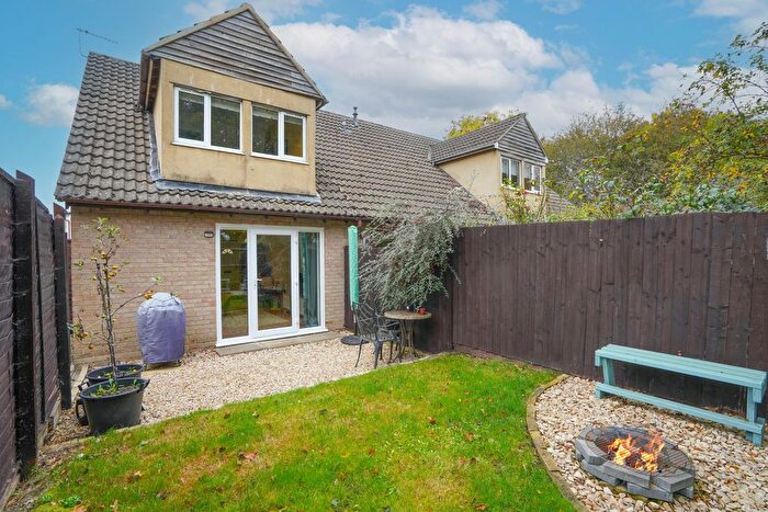 2 Bedroom End Of Terrace House For Sale In Thorney Leys, Witney, OX28