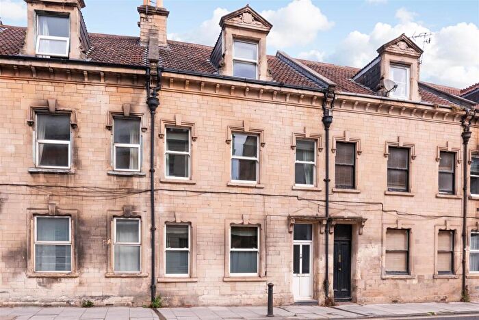 5 Bedroom Terraced House To Rent In Anglo Terrace, Bath, BA1