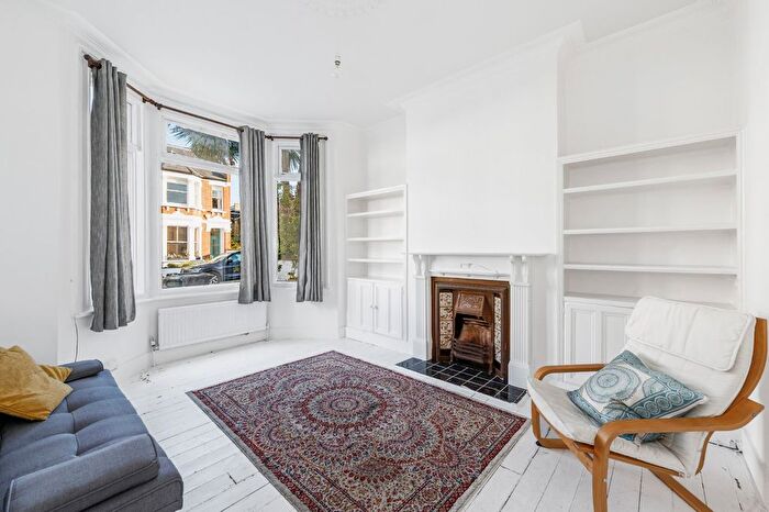 4 Bedroom Terraced House To Rent In Balfern Grove, Chiswick, W4