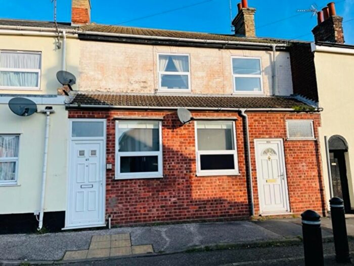 2 Bedroom Apartment To Rent In Bevan Street West, Lowestoft, NR32