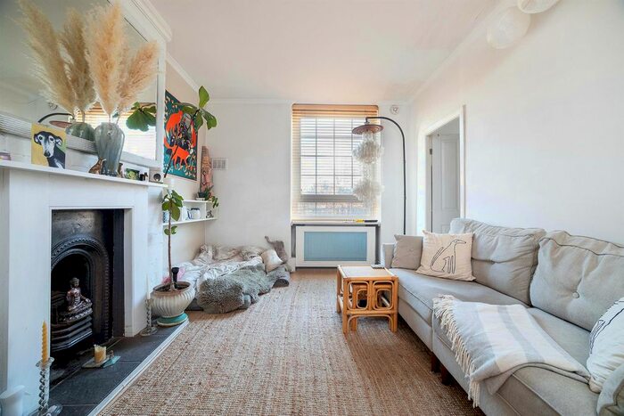 1 Bedroom Flat To Rent In Tabard Street, London, SE1