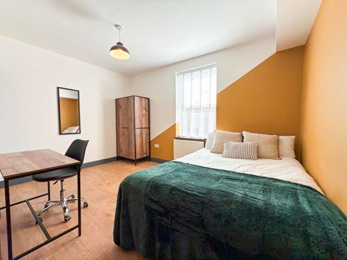 4 Bedroom House To Rent In Ashfield Road, Manchester, M13