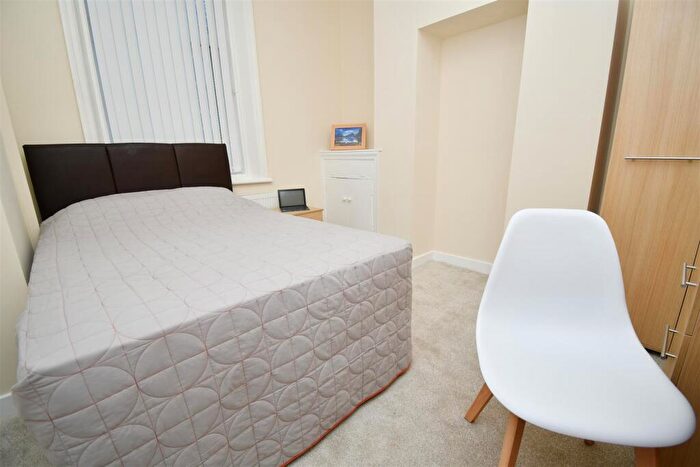 1 Bedroom House To Rent In Prestwich Street, Burnley, BB11