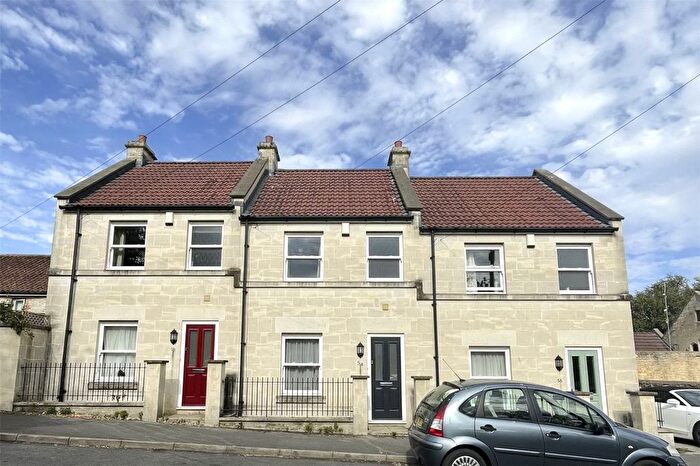 3 Bedroom Terraced House For Sale In Landseer Road, Bath, BA2