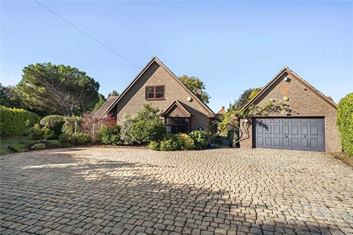 5 Bedroom Detached House For Sale In Tannery Lane, Guildford, GU23