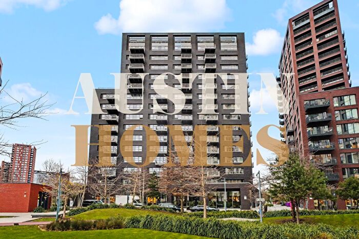 2 Bedroom Flat For Sale In Hope Street, Kent Building, E14