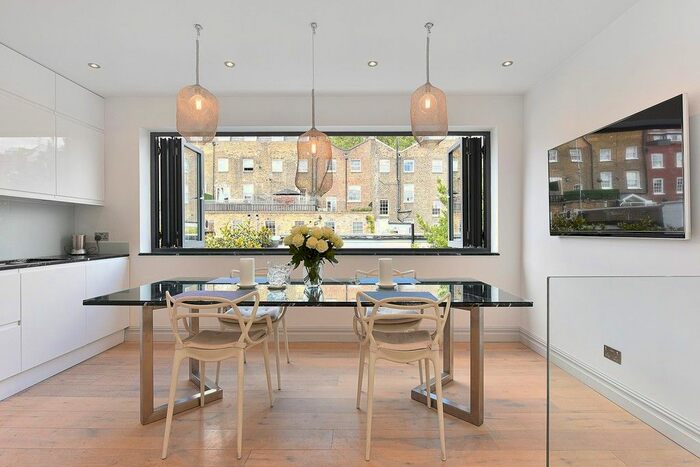 5 Bedroom Property To Rent In Bark Place, Bayswater, W2
