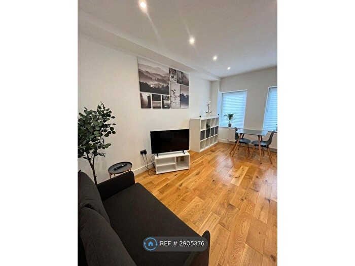 1 Bedroom Flat To Rent In High St, London, E15