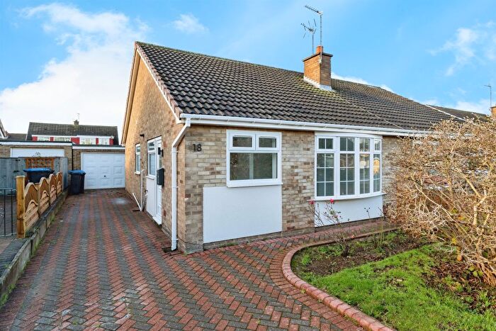 2 Bedroom Semi-Detached Bungalow For Sale In Faverdale Avenue, Middlesbrough, TS5