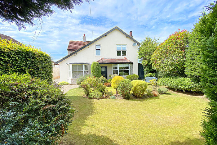 5 Bedroom Detached House For Sale In Hollins Lane, Hampsthwaite, HG3