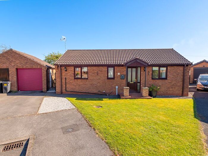 2 Bedroom Detached Bungalow For Sale In Bellsfield Close, Worksop, S80