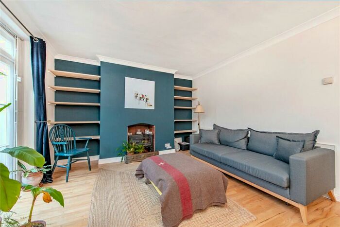 1 Bedroom Flat To Rent In Thornhill Crescent, Islington, N1