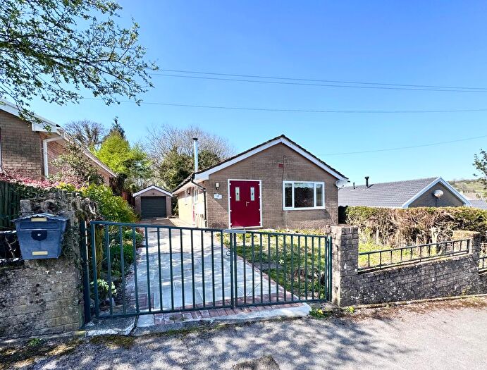 3 Bedroom Detached Bungalow For Sale In Beacons Park, Penderyn, Aberdare, CF44