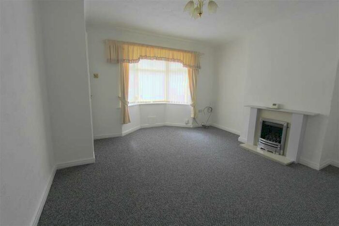 3 Bedroom Town House To Rent In Kingsheath Avenue, Dovecot, Liverpool, L14