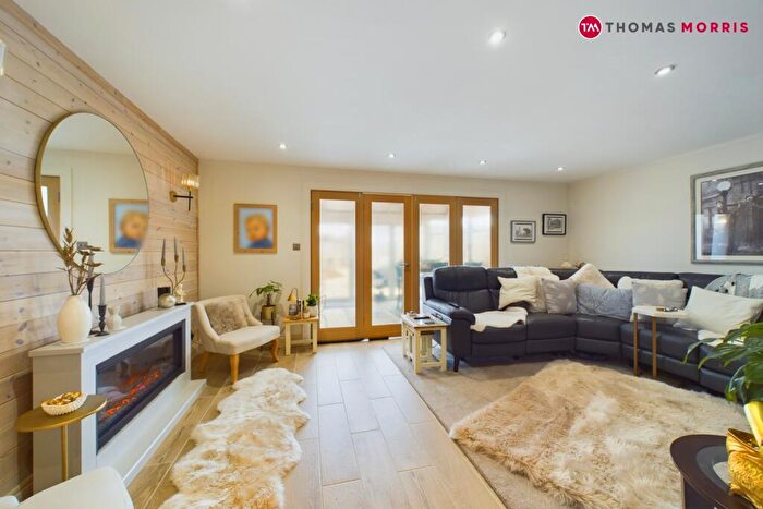 3 Bedroom Terraced House For Sale In Feoffees Road, Somersham, Huntingdon, Cambridgeshire, PE28