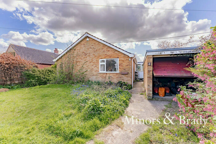 3 Bedroom Detached Bungalow For Sale In Thynnes Lane, Mattishall, NR20