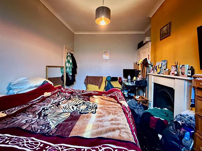 4 Bedroom Property For Sale In Vartry Road, London, N15