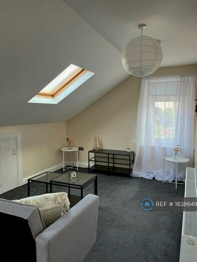 1 Bedroom Flat To Rent In Azalea Terrace North, Sunderland, SR2