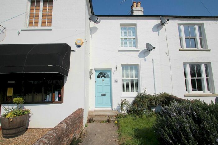 3 Bedroom Terraced House To Rent In Kings Road, Shalford, Guildford, GU4
