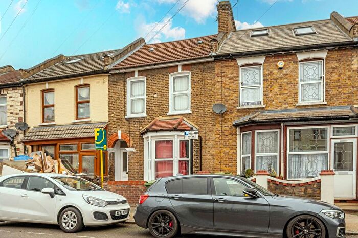 3 Bedroom Property For Sale In Studley Road, Forest Gate, London, E7