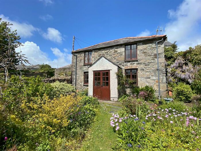 1 Bedroom Cottage For Sale In Higher Market Street, Penryn TR10