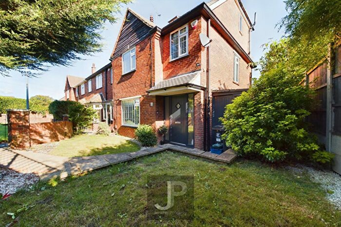 4 Bedroom End Of Terrace House For Sale In Tower Road, Epping, CM16
