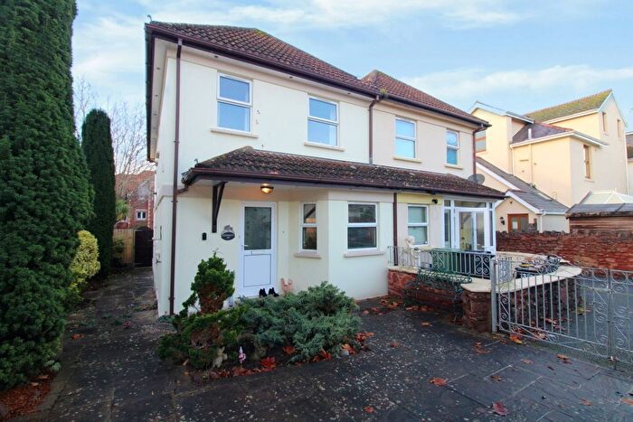 3 Bedroom Semi Detached House For Sale In Polsham Park, Paignton, TQ3