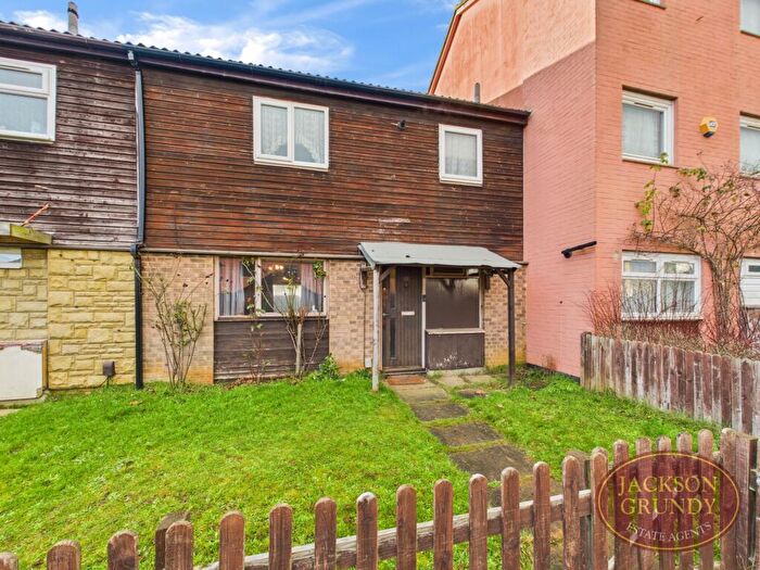 3 Bedroom Terraced House For Sale In Booth Meadow Court, Lings, NN3