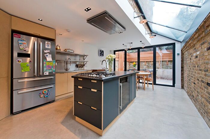 4 Bedroom End Of Terrace House To Rent In Springvale Terrace, London, W14