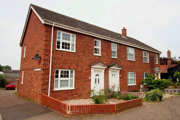 3 Bedroom Semi-Detached House To Rent In Cock Street, Wymondham, Norfolk, NR18