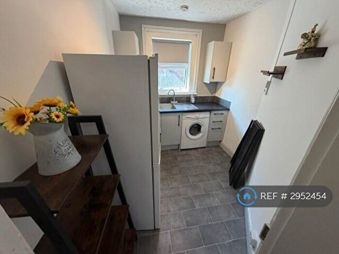 1 Bedroom Flat To Rent In Elm Grove, Southsea, PO5