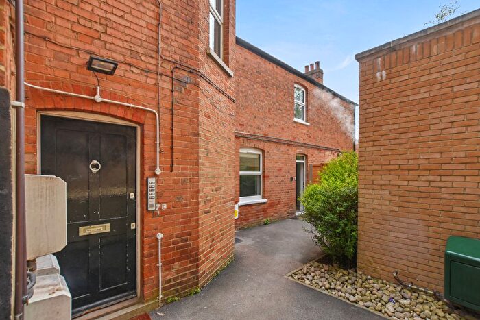 1 Bedroom Flat To Rent In Church Road (), Hendon, NW4