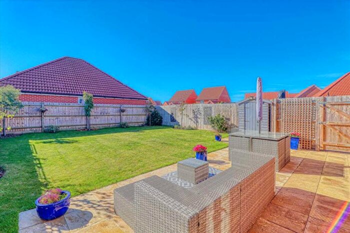 2 Bedroom Detached House For Sale In Millet Road, Kirby Cross, CO13