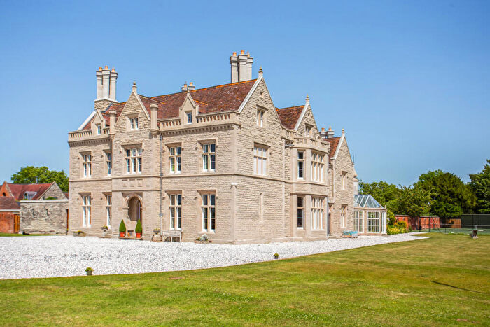 10 Bedroom Detached House For Sale In Longdon, Tewkesbury, Gloucestershire, GL20