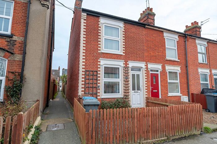 2 Bedroom End Terrace House For Sale In Maidstone Road, Felixstowe, IP11