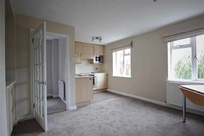 1 Bedroom Apartment To Rent In A Reading Road, Pangbourne, Reading, RG8