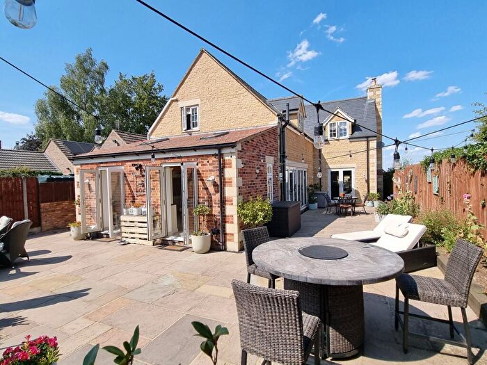 4 Bedroom Detached House For Sale In High Street, Maxey, Market Deeping, PE6