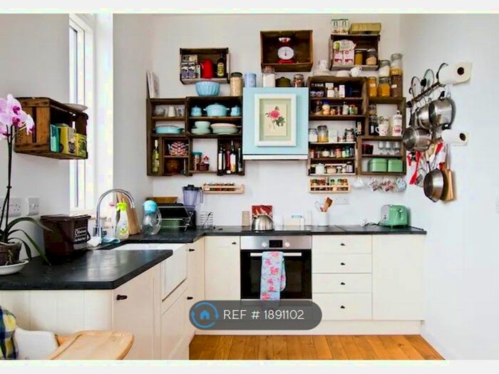 1 Bedroom Flat To Rent In Lower Cheltenham Place, Bristol, BS6