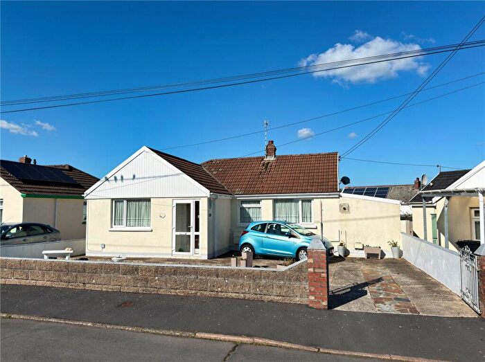 3 Bedroom Bungalow For Sale In Oakland Park South, Sticklepath, Barnstaple, North Devon, EX31