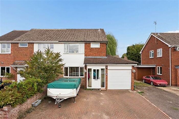 4 Bedroom Terraced House To Rent In Hayes Avenue, Abingdon, OX13