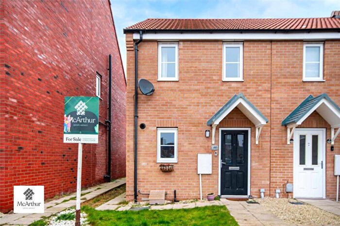 2 Bedroom Semi-Detached House For Sale In Avalon Gardens, Harworth & Bircotes, Doncaster, South Yorkshire, DN11