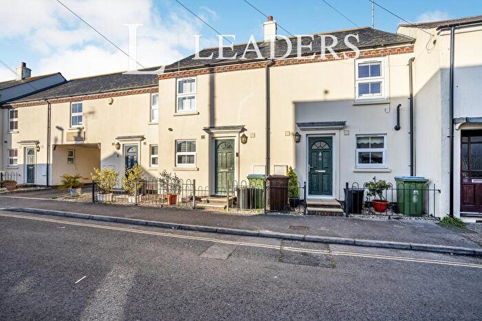 2 Bedroom End Of Terrace House To Rent In Frankalan Mews, PO21