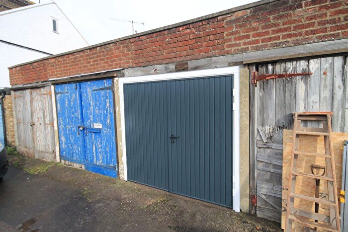 Garage / Parking To Rent In Station Road, Faversham, ME13