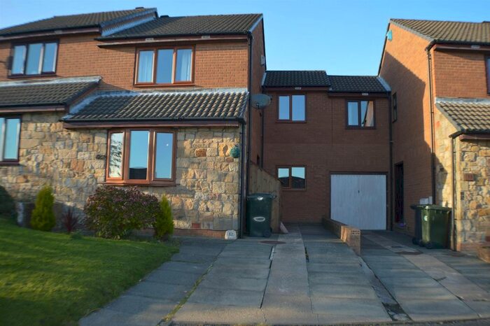 4 Bedroom Semi-Detached House To Rent In Moor Grange, Prudhoe, Prudhoe, Northumberland, NE42