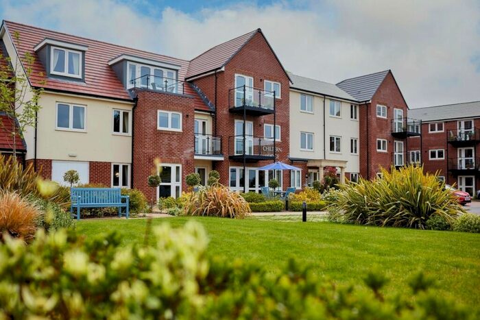 2 Bedroom Apartment For Sale In Longwick Road, Princes Risborough, HP27